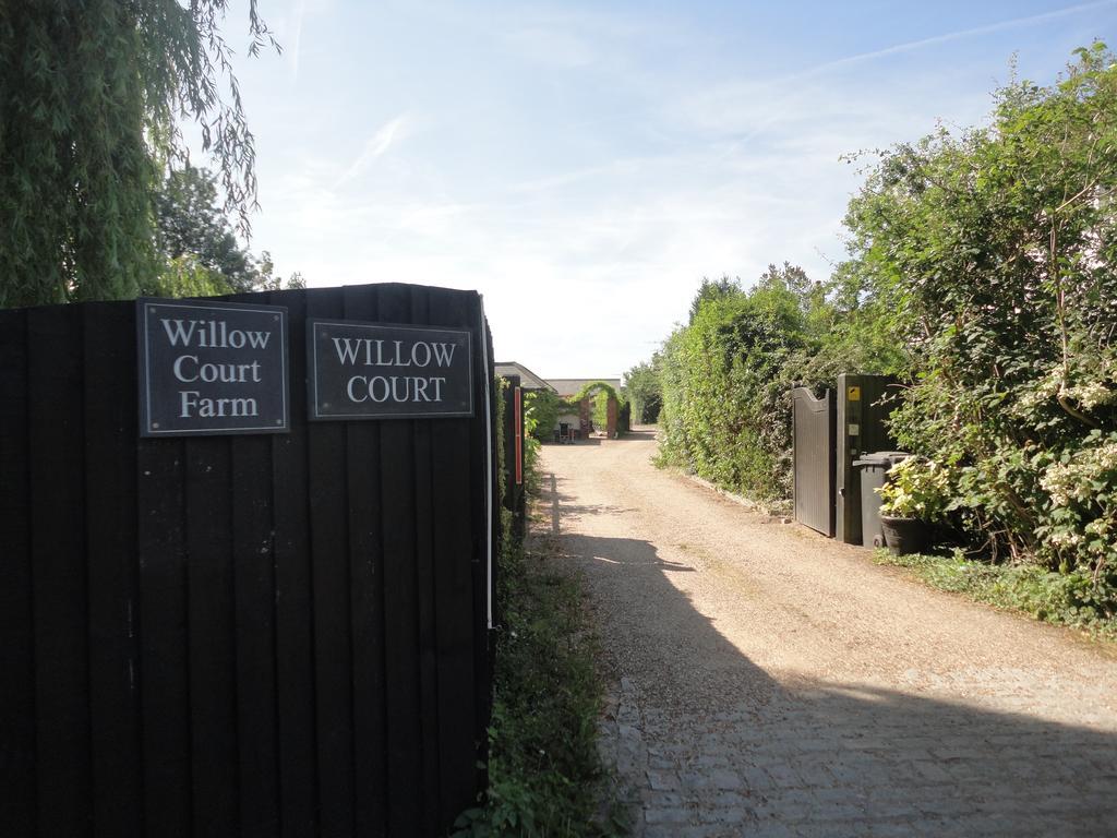 Willow Court Farm The Lodge & Petting Farm, 8 Mins From Legoland & Windsor, 15 Mins From Lapland Uk Exteriér fotografie